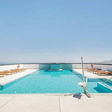 Urban Jungle In Center, 18th Floor, Rooftop Pool, Free Parking * Malaga