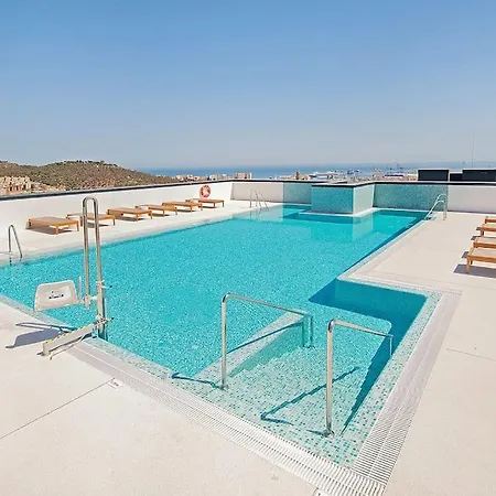 Urban Jungle In Center, 18th Floor, Rooftop Pool, Free Parking * Malaga